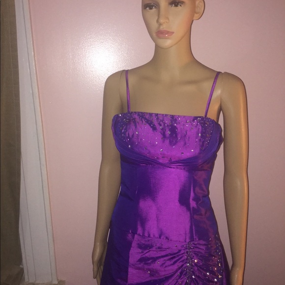 CINDY WOMEN’S DRESS💕PROM/GRADUATION💕SIZE XS💕MATCHING PURSE💕SOLD SEPERATELY💕 - Picture 2 of 8